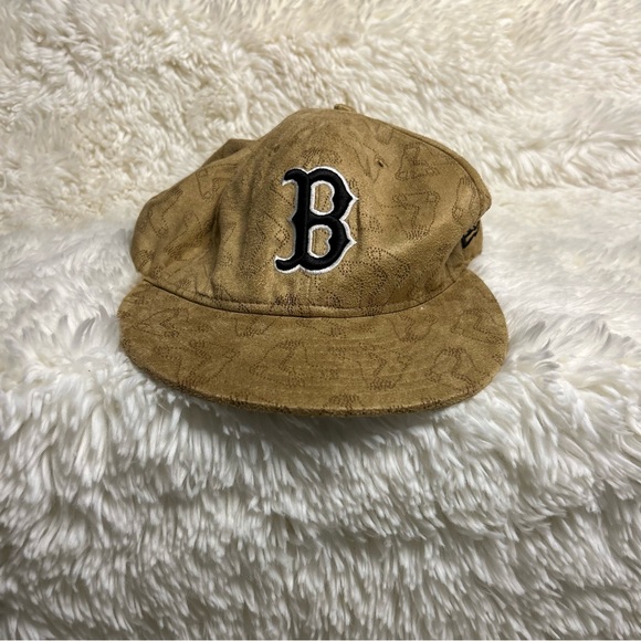 New era 59 genuine merch Boston red socks baseball hat size 7-1/2 color goldish - Picture 2 of 8